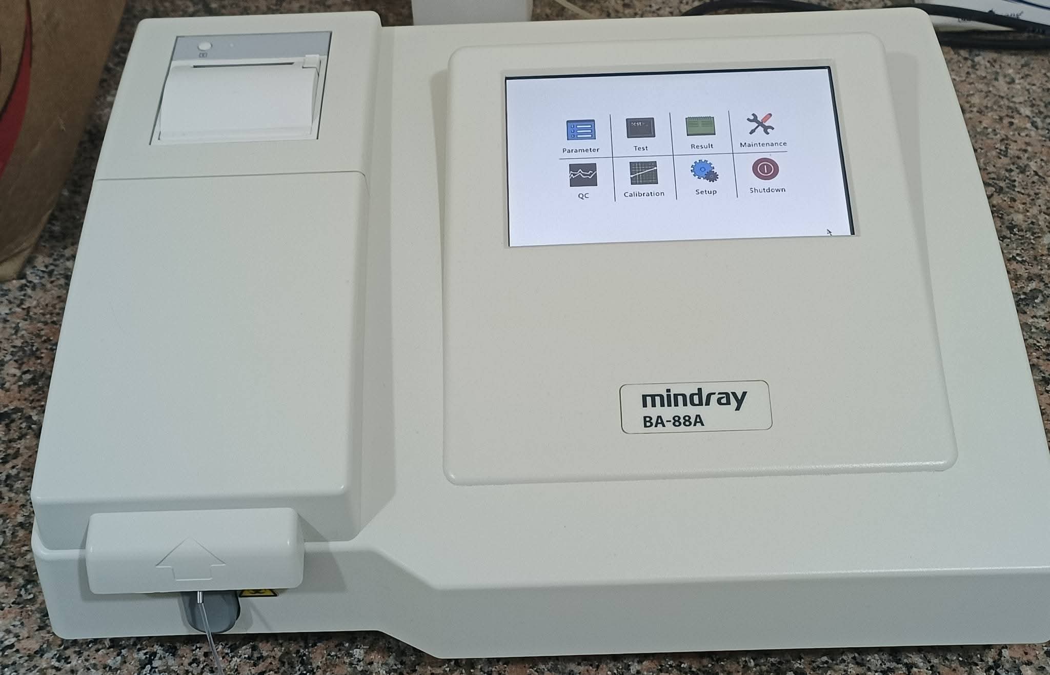 جهاز كيمياء مندراي BA88A