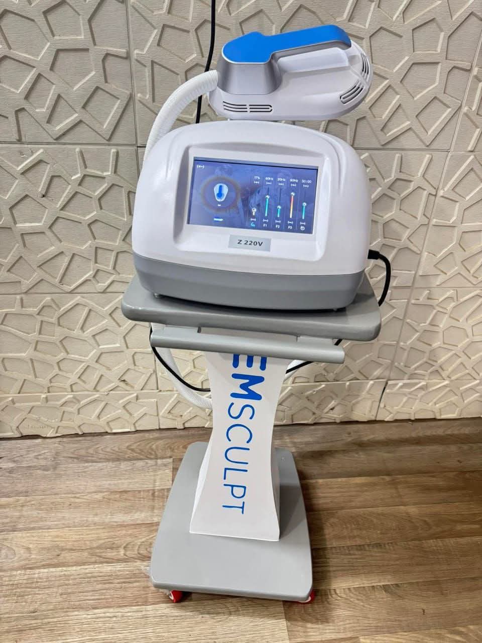جهاز  Electrical Muscle Stimulation